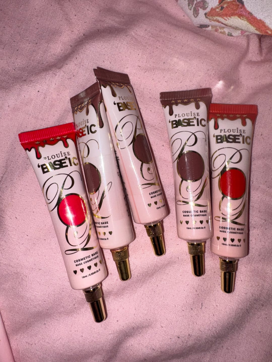 Customer photo review of P. Louise Coloured Base