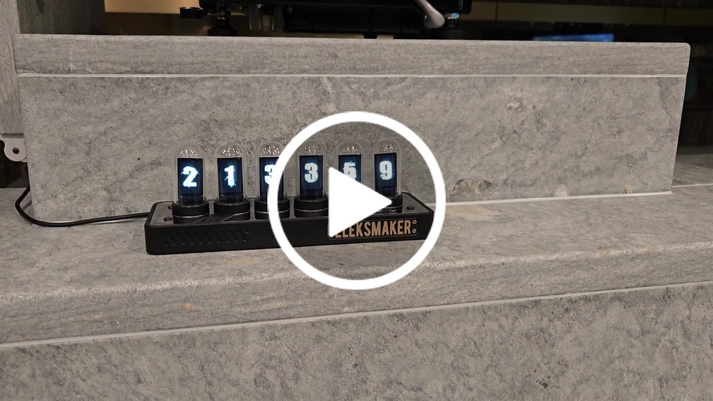 Customer video review of EleksTube IPS Pro GEN3 Limited Edition 6-Bit Digital Clock