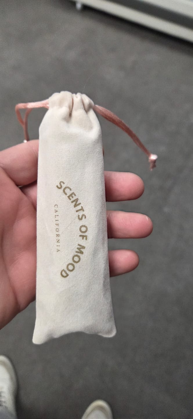 Customer photo review of Guerlain - Tobacco Honey Eau de Parfum
