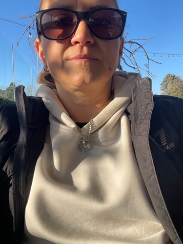 Customer photo review of Felpa Crop basic - beige