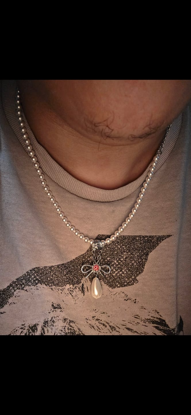 Customer photo review of CHAIN OF REPUTATION