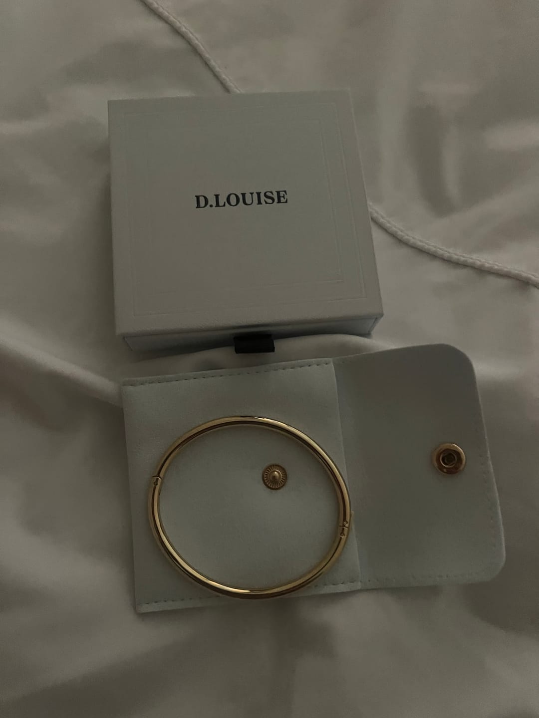 Customer photo review of Classic Oval Bangle