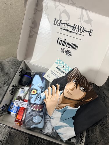 Customer photo review of DEATH NOTE SIDE BY SIDE BOX SET