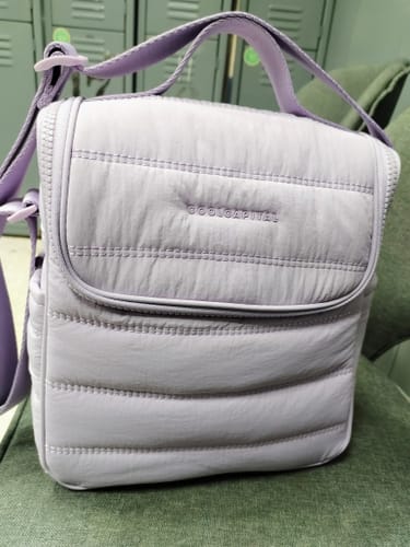 Customer photo review of LONCHERA ONNA Cool Capital Lila