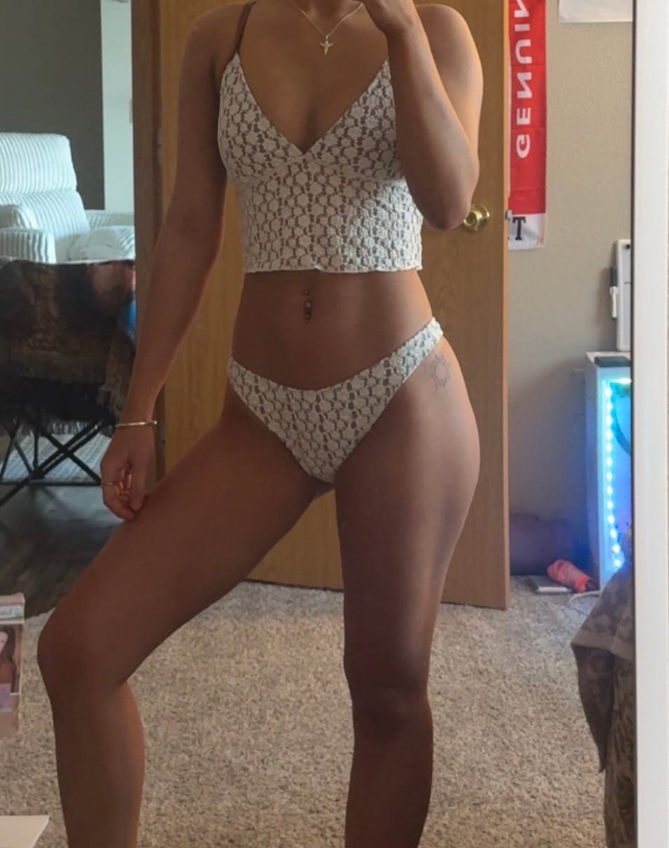Customer photo review of Seamolly Vintage Lace Jacquard Lettuce Trim Tankini Set