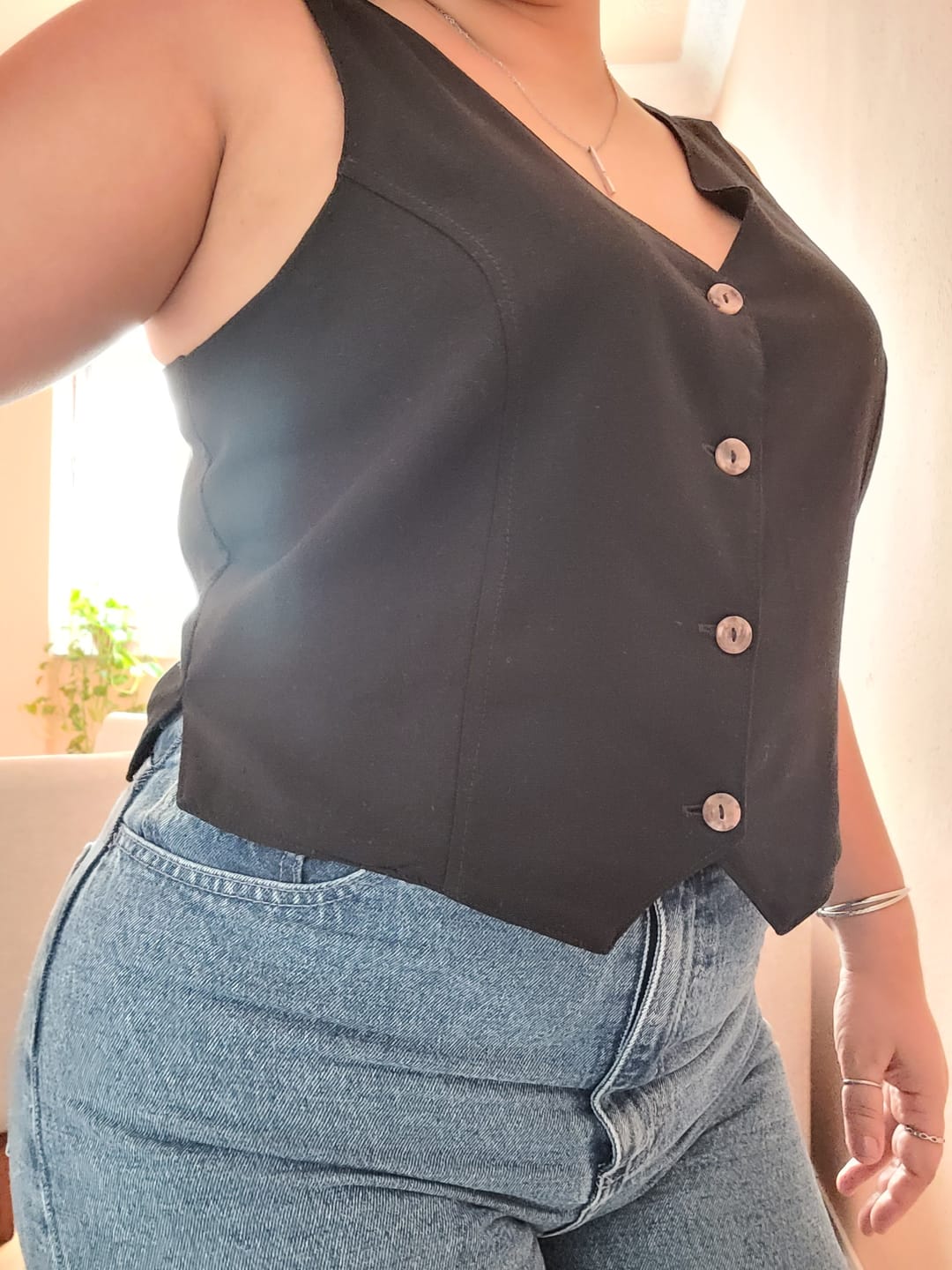 Customer photo review of Colete Calêndula Preto