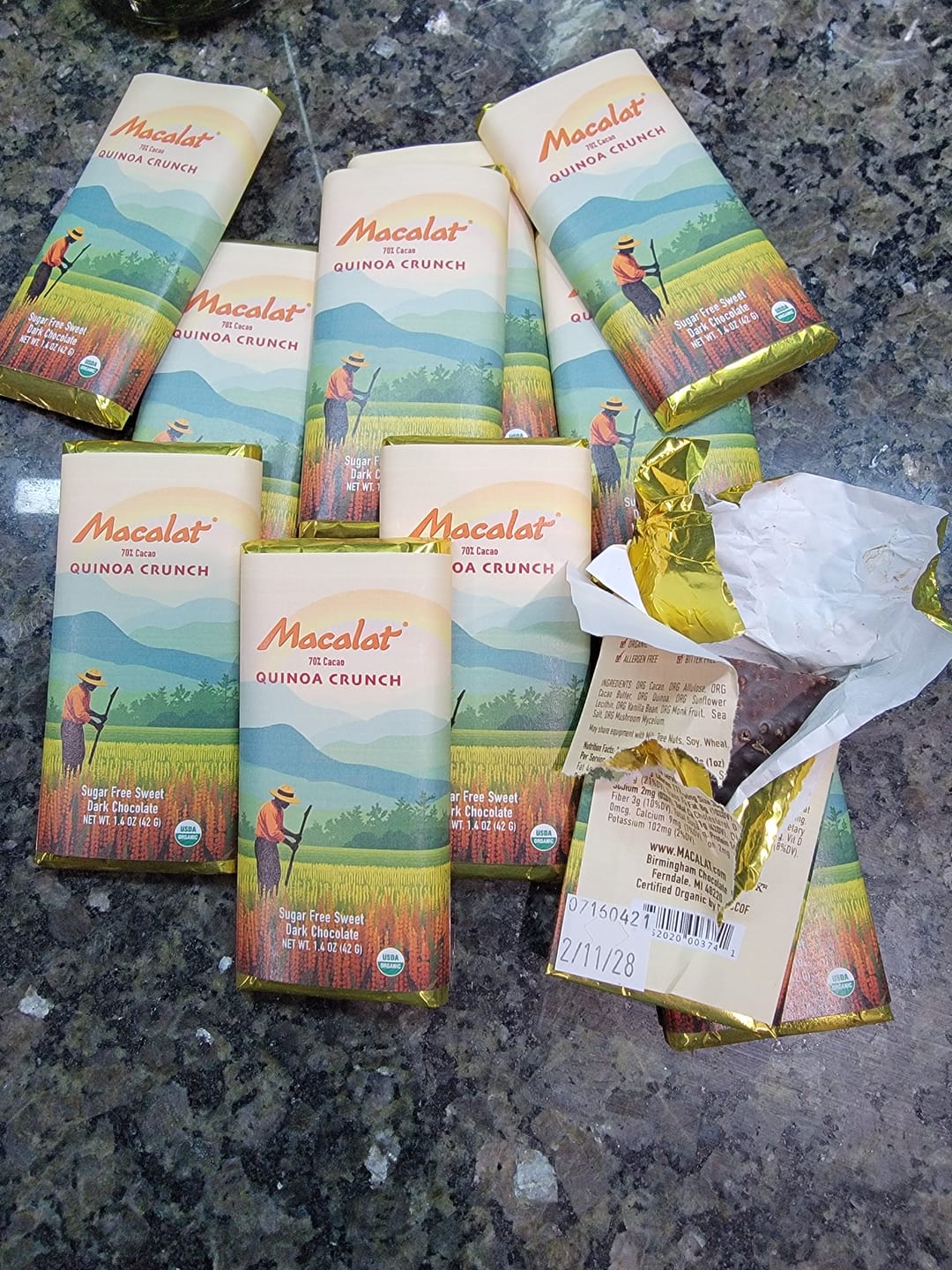 Customer photo review of Macalat Quinoa Crunch Bar