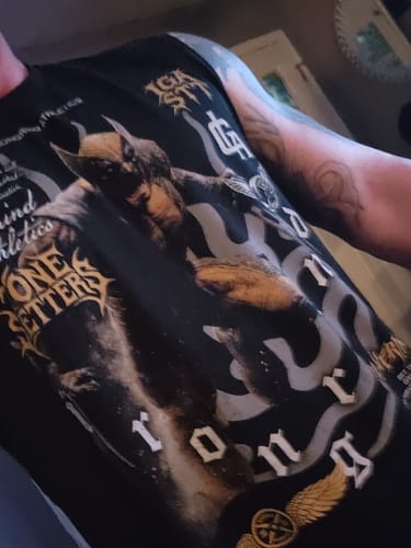 Customer photo review of [Limited Edition] 'Mrvl: Logan' Classic Tank