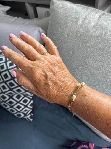Customer photo review of Sidewalk Gold Bracelet
