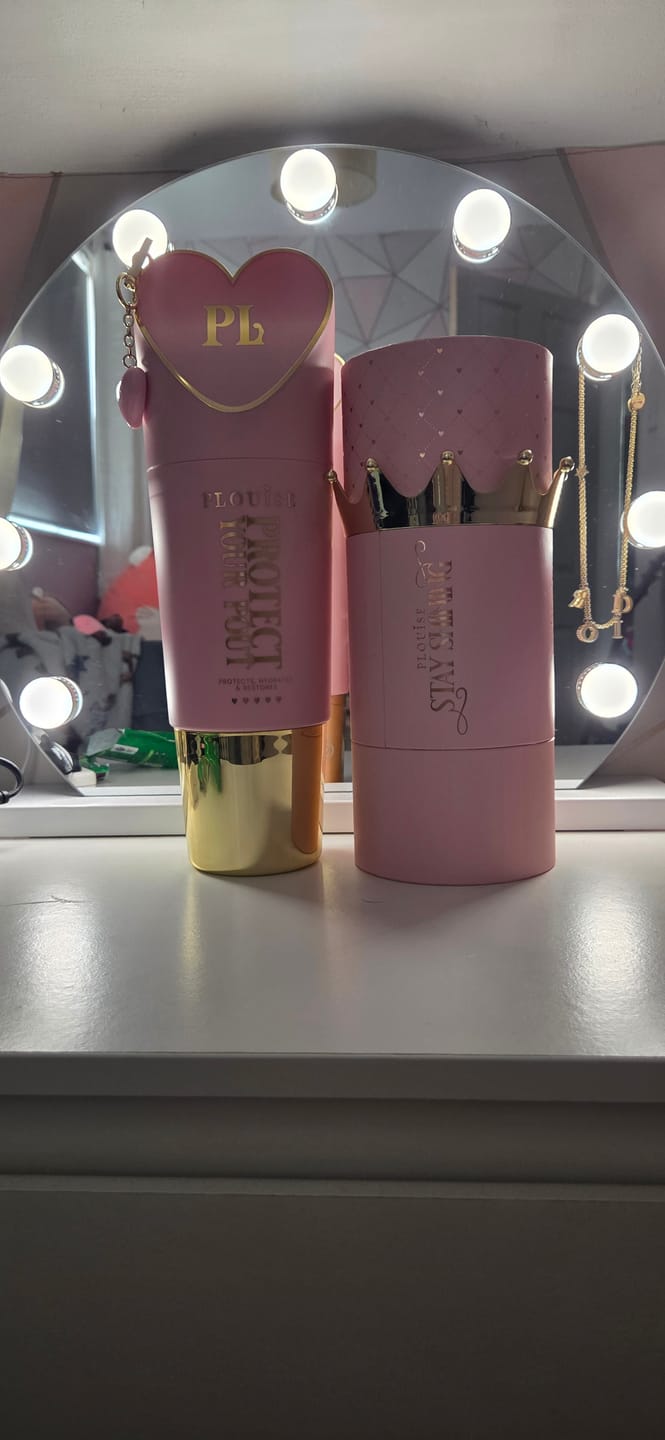 Customer photo review of Protect Your Pout Lip Conditioner XL Gift Set