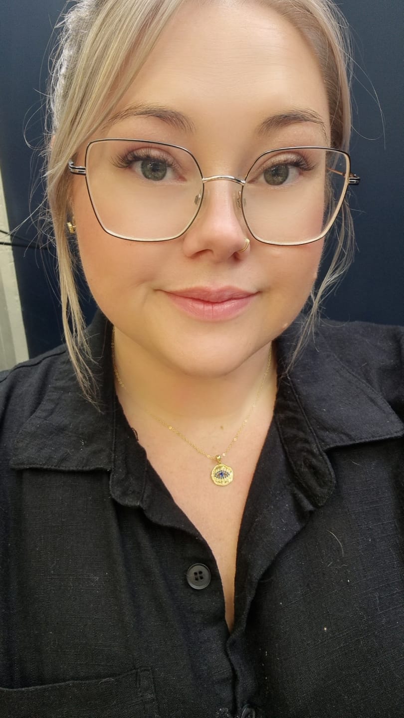 Customer photo review of Blue Sapphire Evil Eye Pendant Necklace