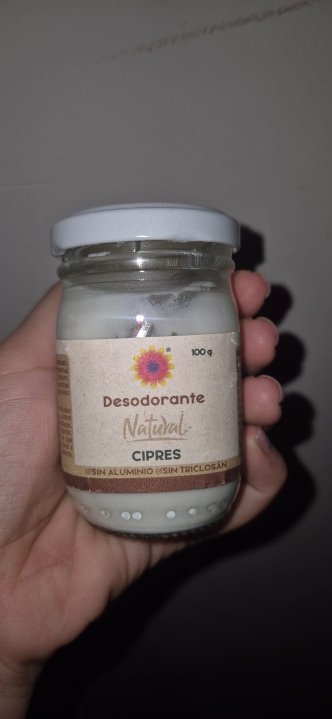 Customer photo review of Desodorante natural sin aluminio