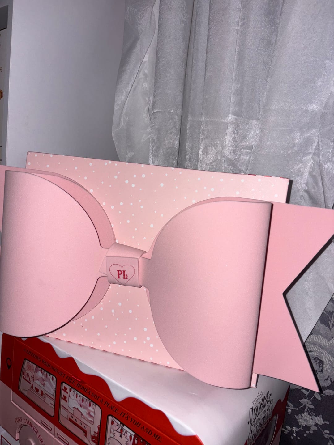 Kundenfotobewertung von P.Louise Pink Bow Gift Wrap Box