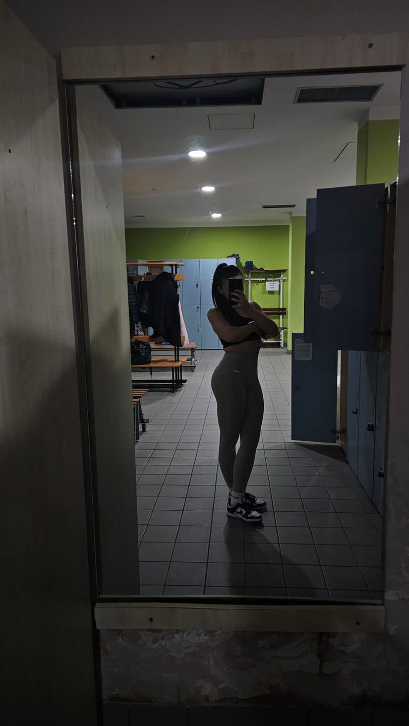 Customer photo review of Leggings Push-Up All-Up Sabbia