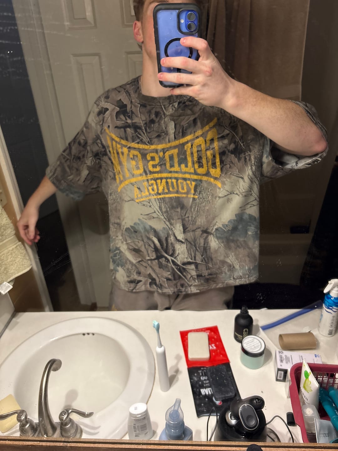 Customer photo review of 4248 - Gold's Iron Legacy Huge Tees