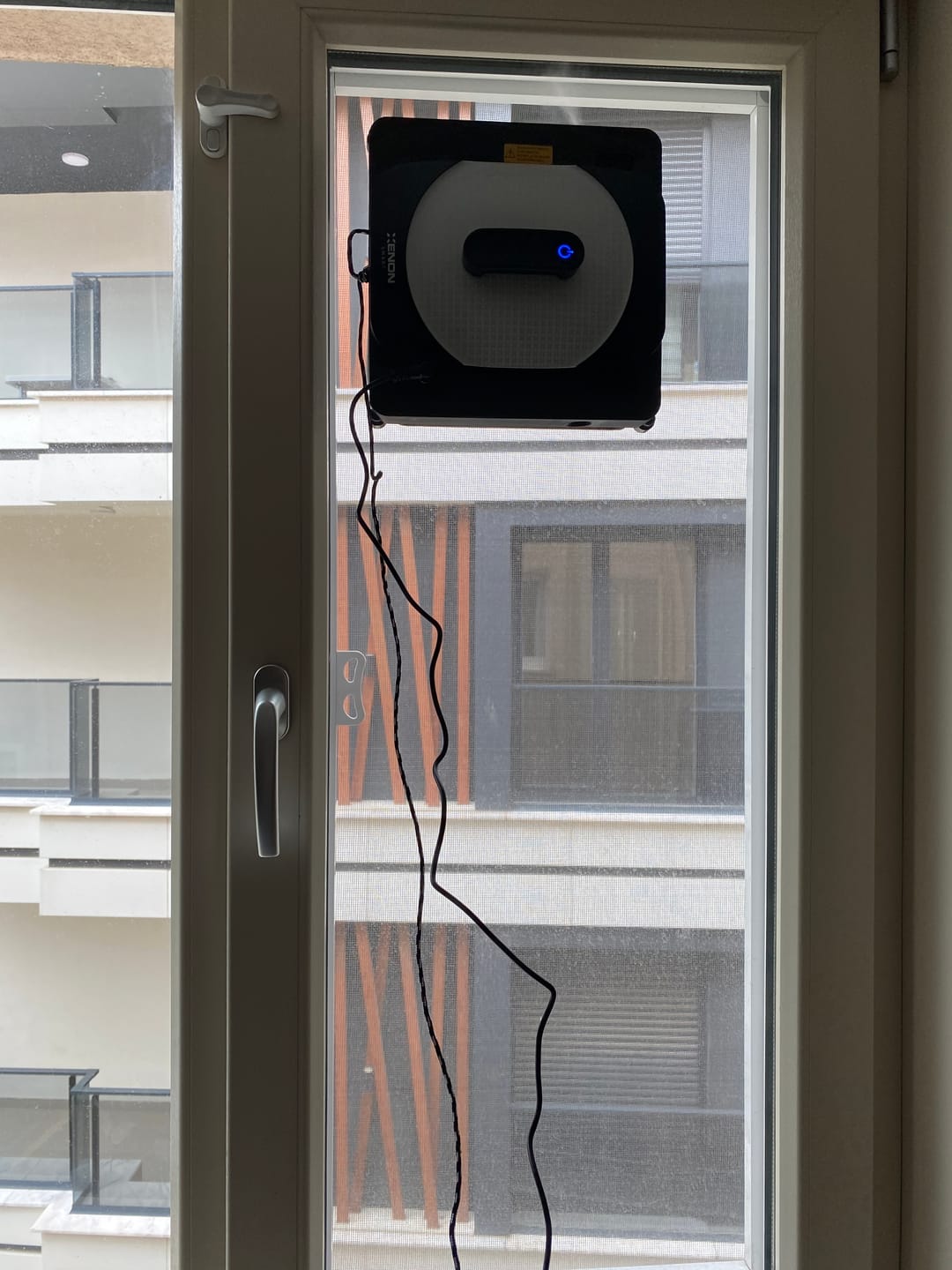 Customer photo review of Elo Cam Temizleme Robotu ve Mop 6 Adet