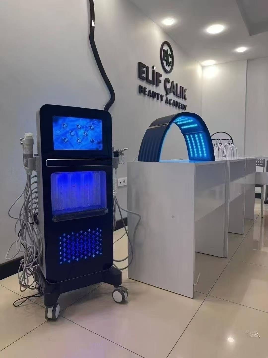 Customer photo review of 17 in 1 Hydra Skin Care System Facial Machine Elite