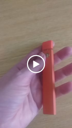 Customer video review of ROLLZ THCA Vape – approx. 800 puffs (90/10) | 2ml