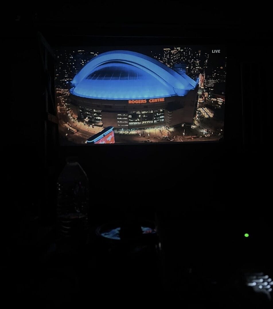 Customer photo review of Zoomly® Pro Max Smart Projector