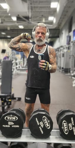 Customer photo review of FLATBOTTOM STRINGER – ATHLETIC / WHITE