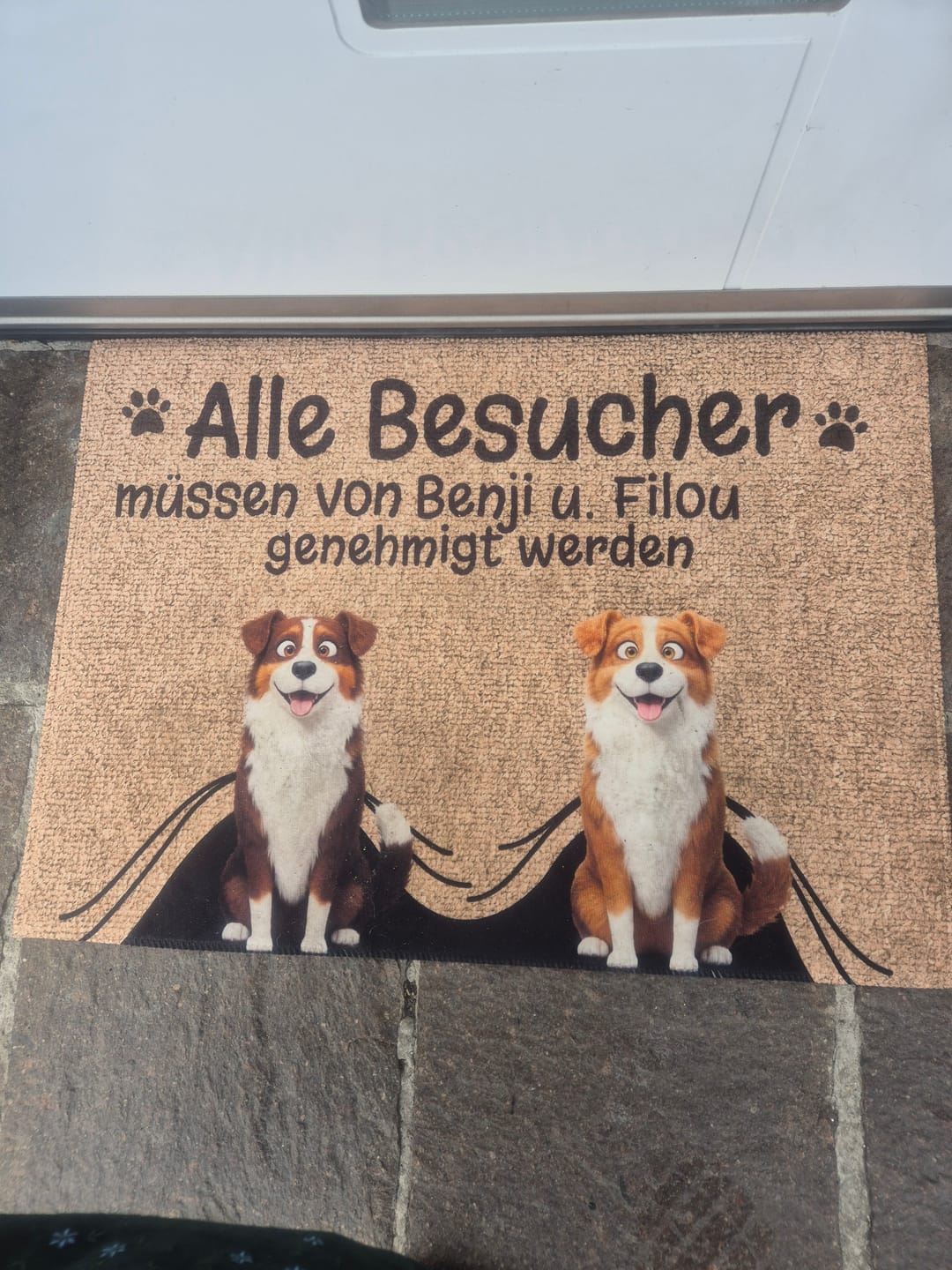 Customer photo review of Besuch genehmigt - Individuelle Fußmatte