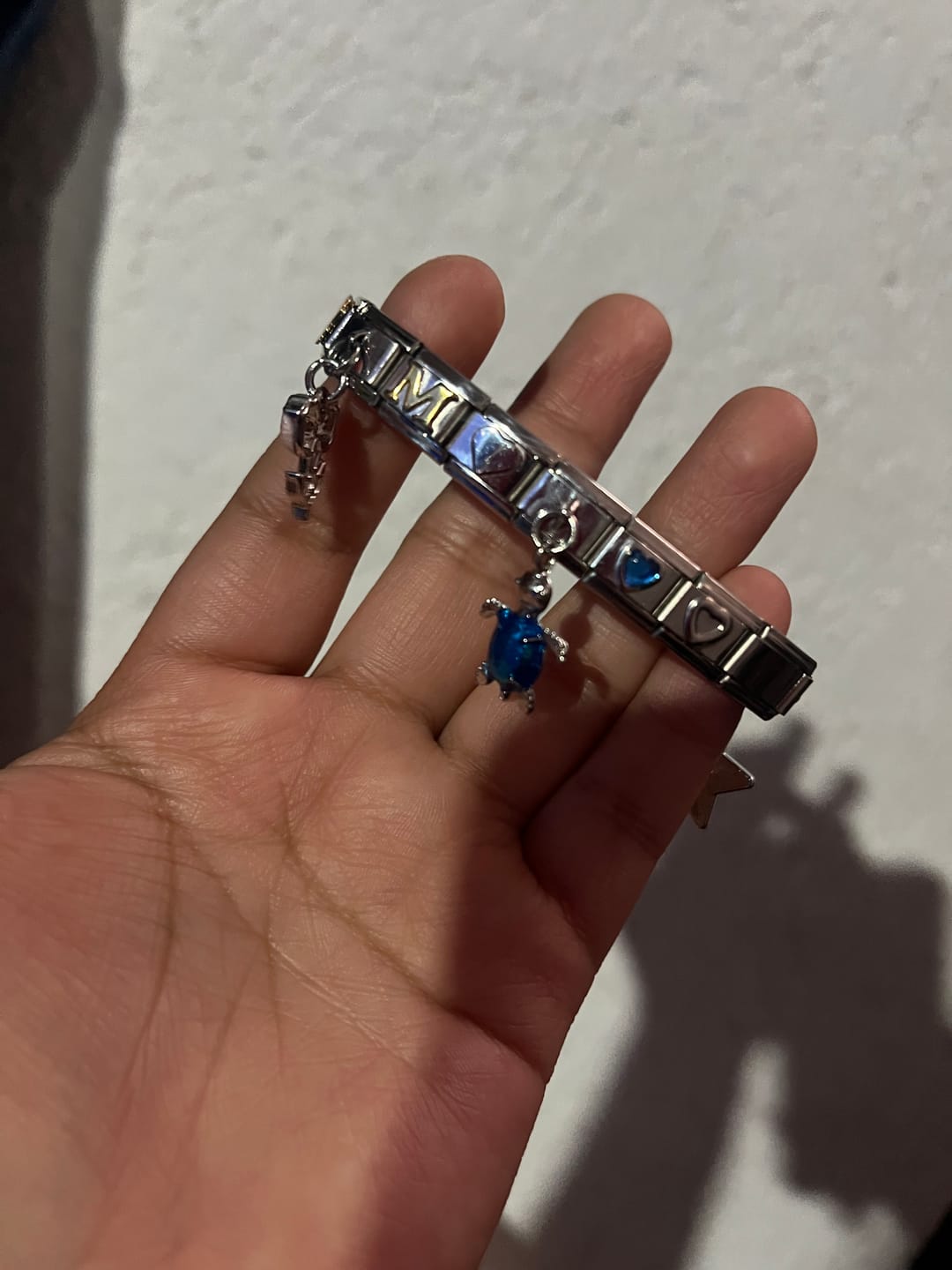 Customer photo review of Charm Snoopy Corazón