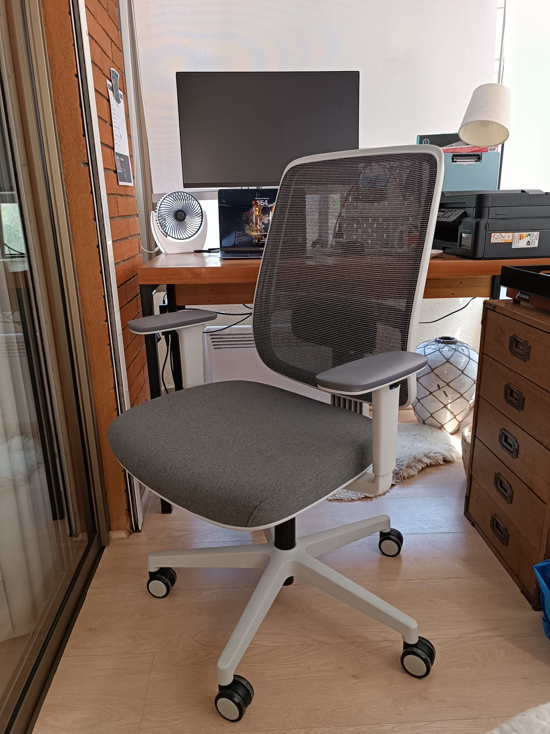 Customer photo review of Silla Oficina Lotto Gris Claro