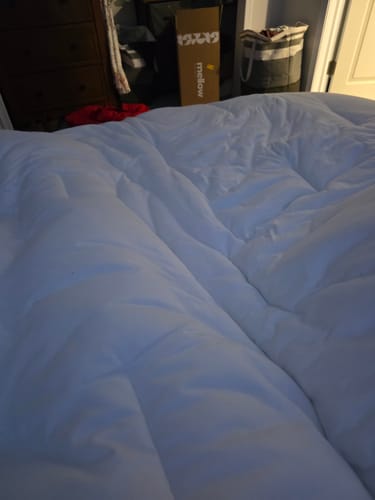 Customer photo review of MarshMellow Comforter