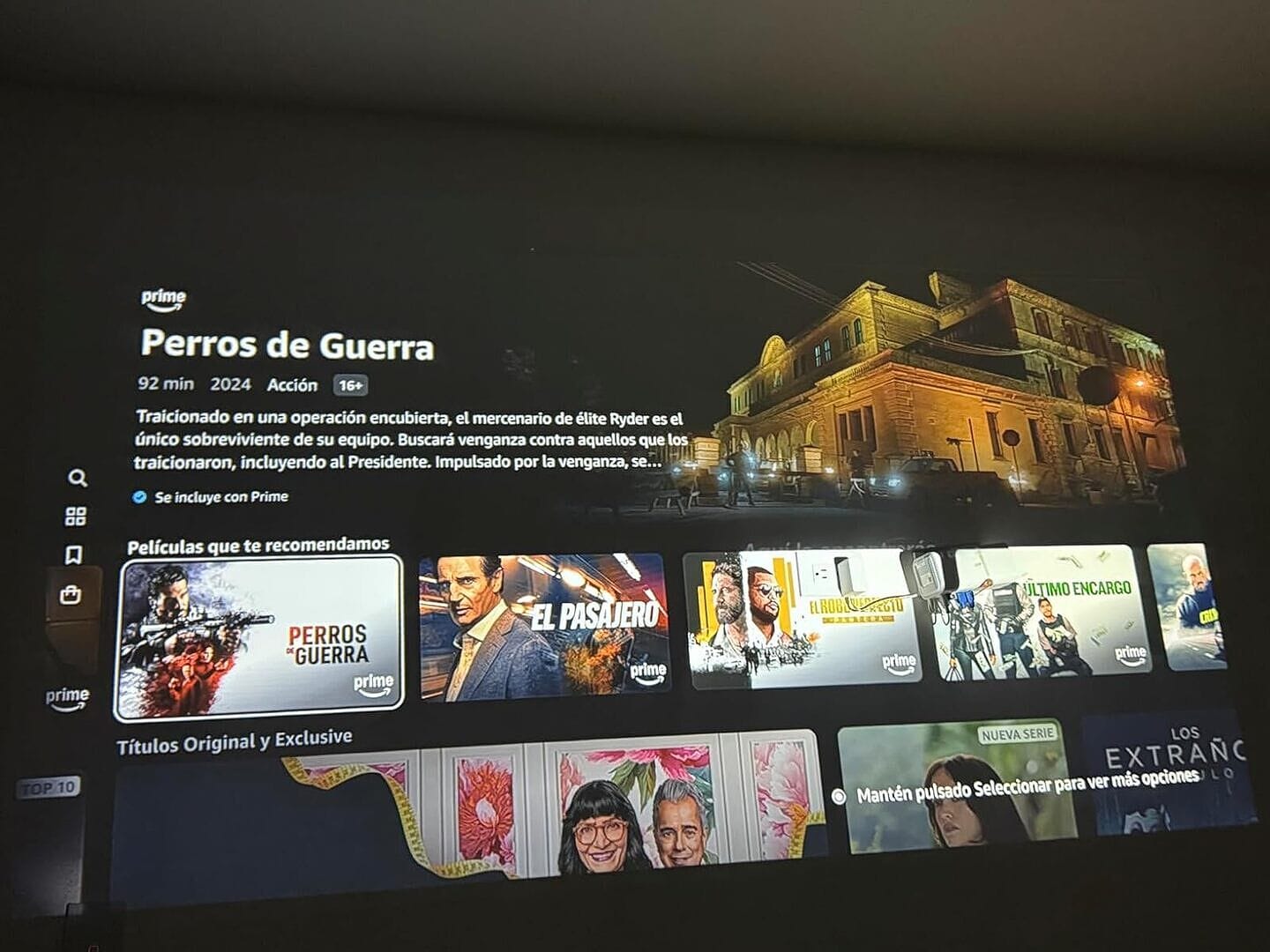Customer photo review of Zoomly® Pro Max Smart Projector