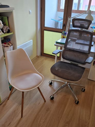 Customer photo review of Sihoo M59AS Ergonomic Office Chair with Dual-Section Backrest & 3D Flip-up Armrests