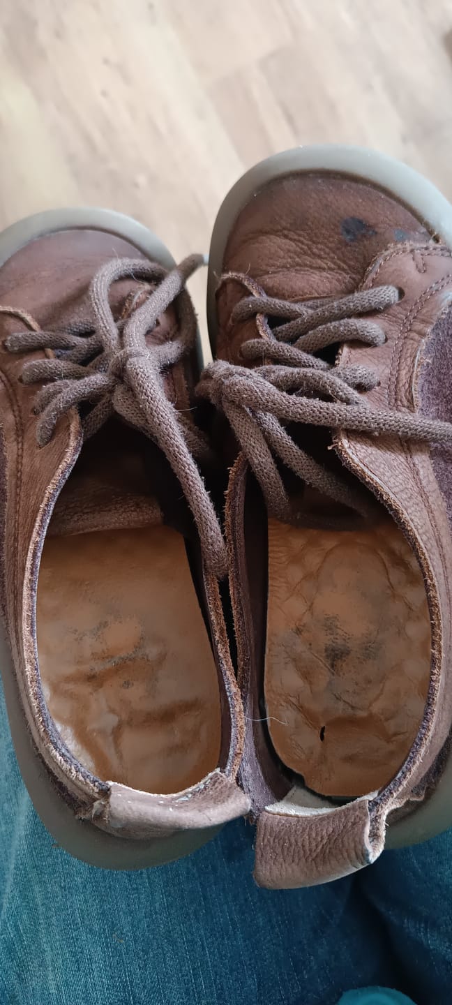 Customer photo review of Women Vintage Spring Genuine Leather Strap Flat Shoes