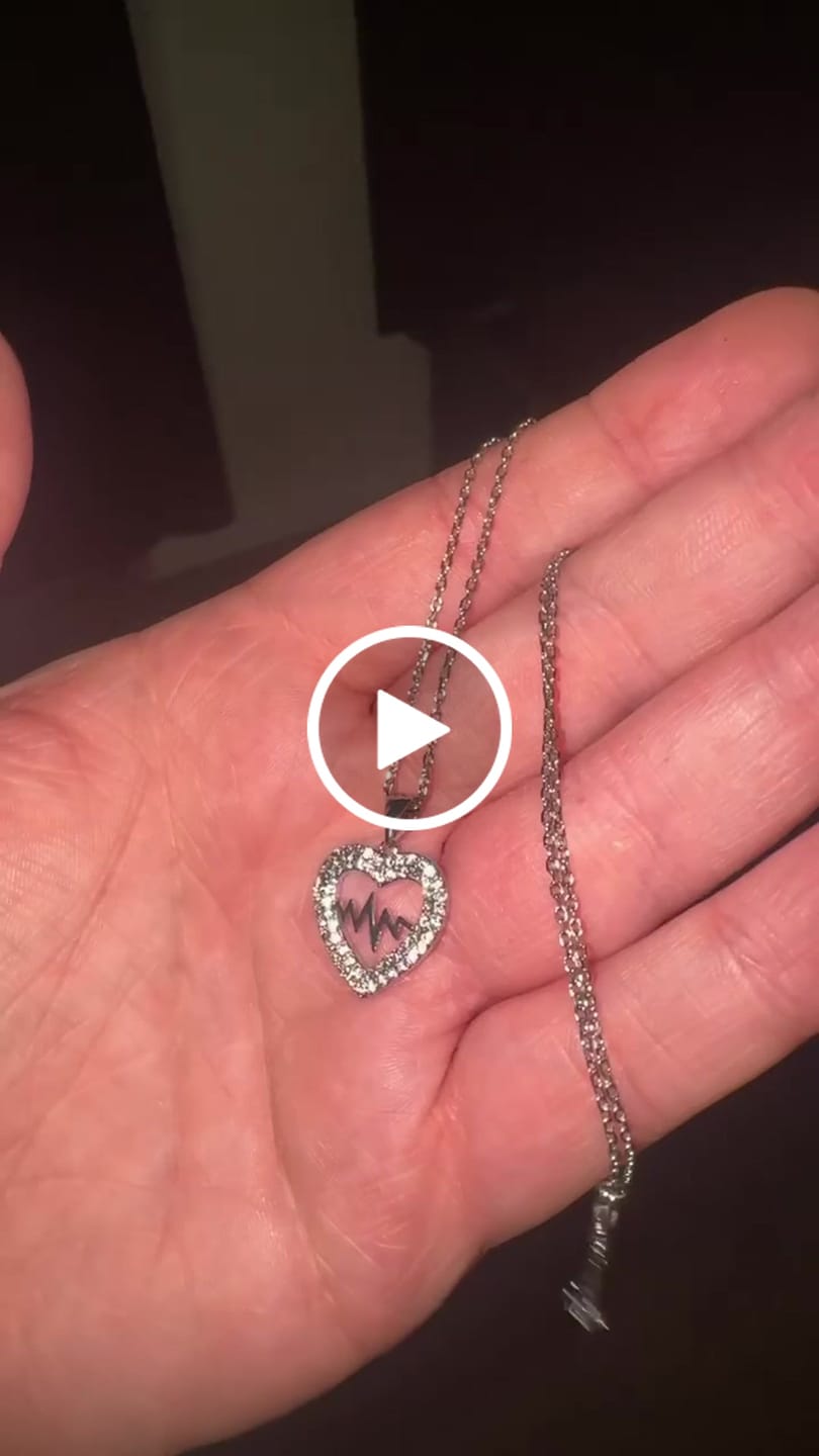 Customer video review of Molly 18k White Gold Plated Heart Necklace with Swarovski Crystals