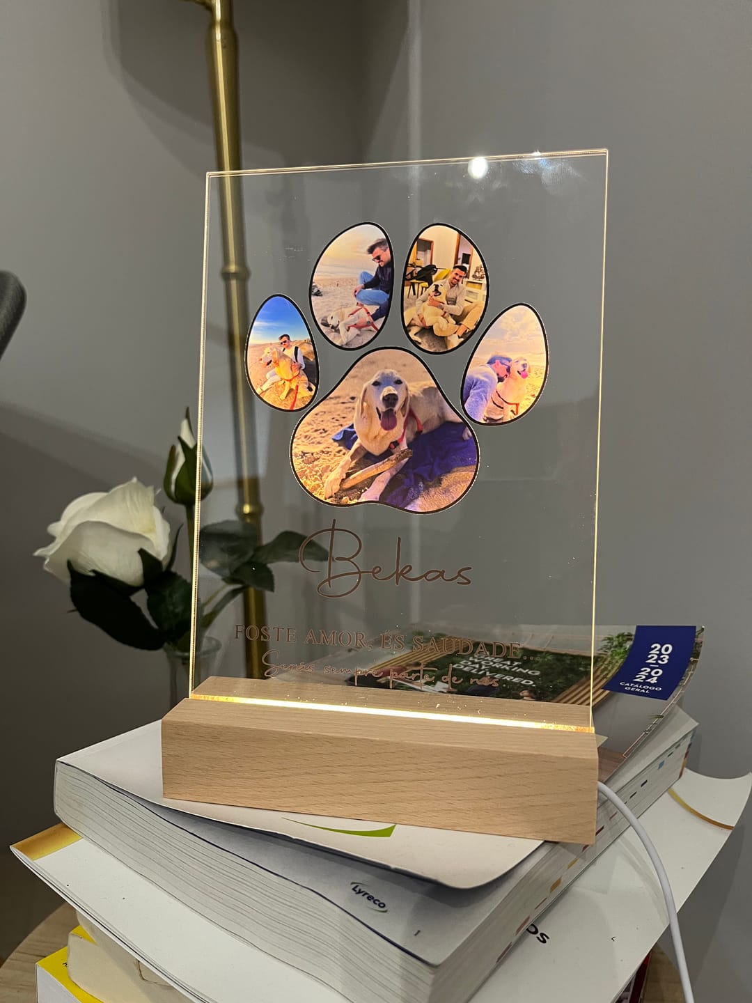 Customer photo review of Placa Pata de Animal c/ 5 Fotografias