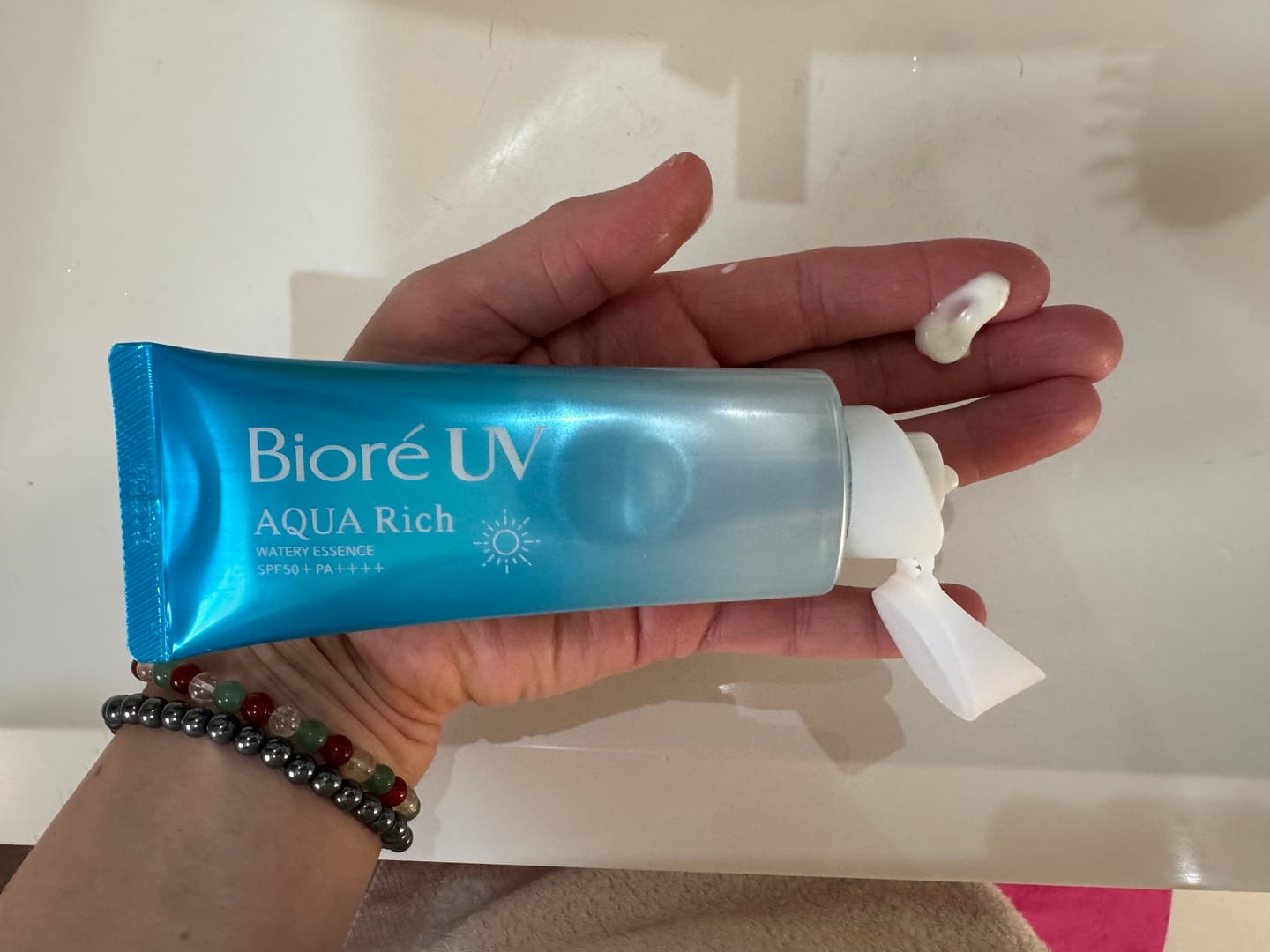 Customer photo review of Biore UV Aqua Rich Watery Essence SPF 50+ PA++++ 70g/100g