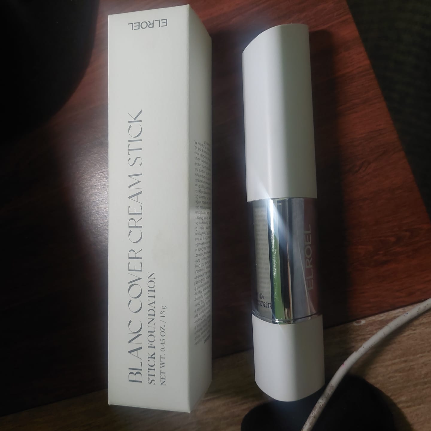 Customer photo review of Blanc Cover Cream Stick