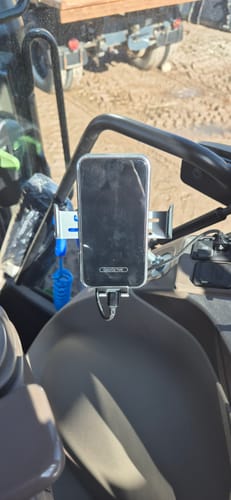 Customer photo review of GADGETME 12V Ladegerät mit USB QC3.0 und USB C  PD Quick Charge 3.0 mit Max.36 Watt