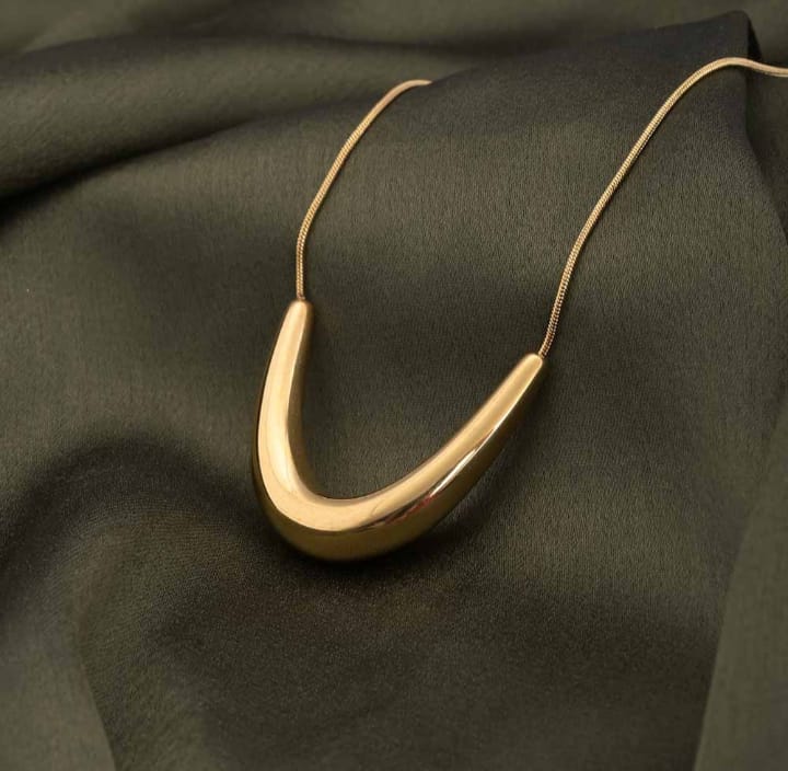 Customer photo review of Golden Boomerang Necklace