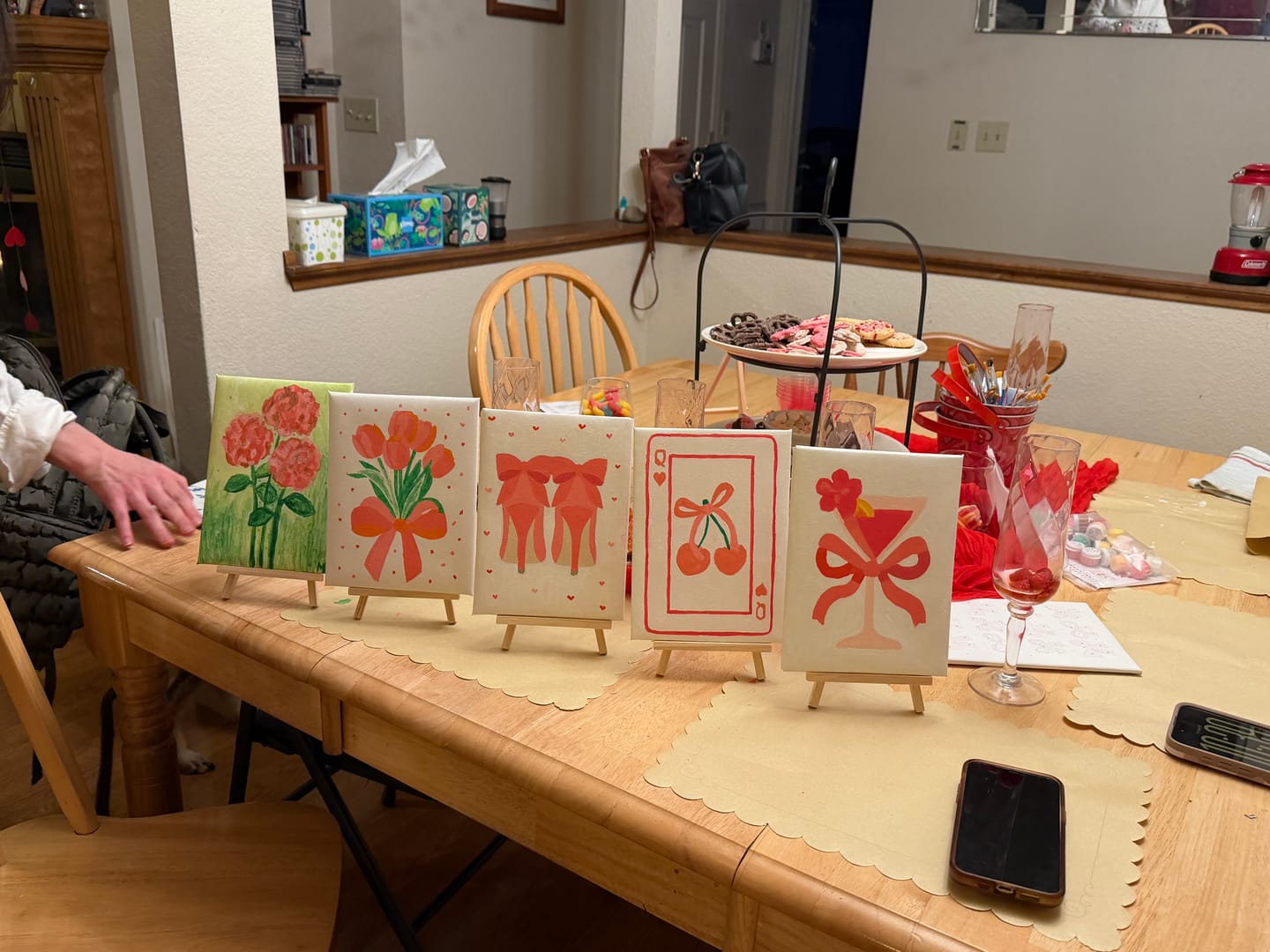 Customer photo review of 6 Mini Paintings - Pink Vibes Set