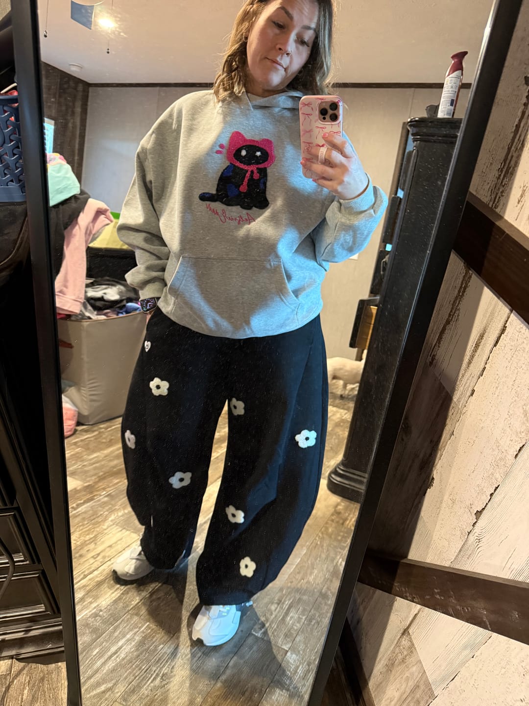 Customer photo review of Aelfric Eden Floral Embroidery Baggy Barrel Sweatpants