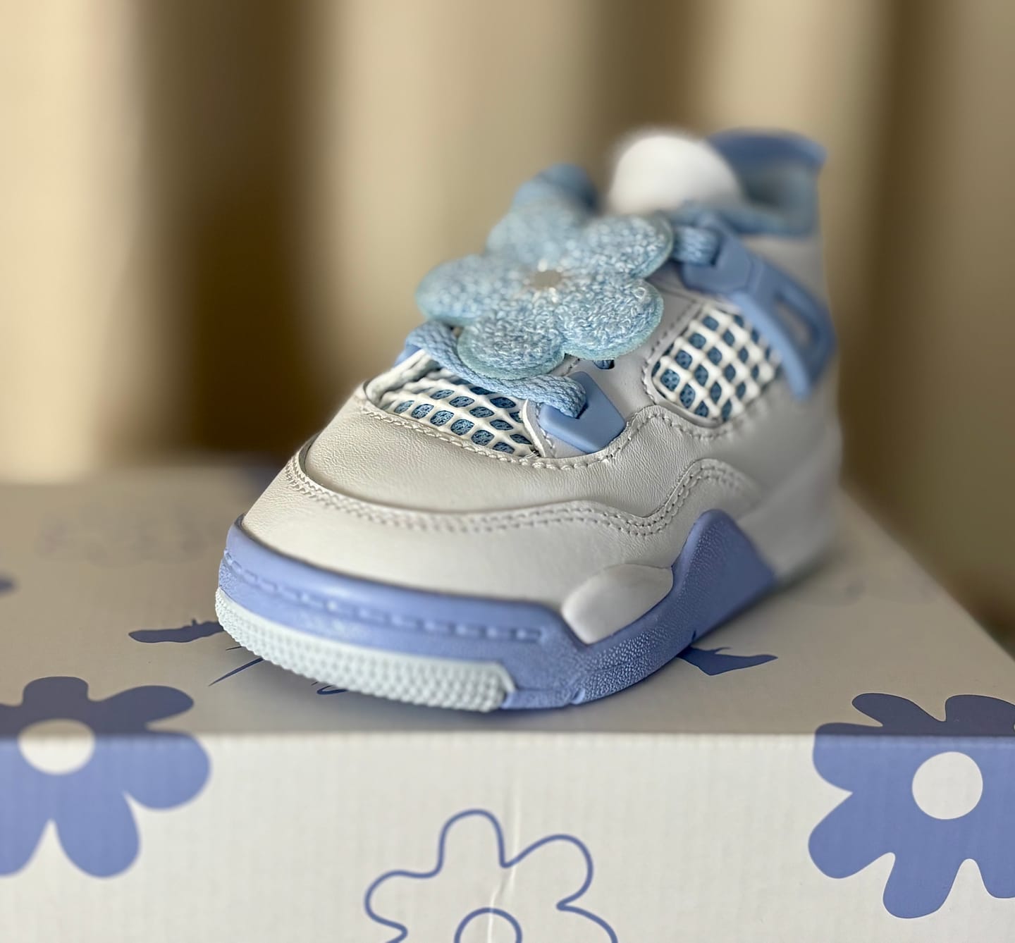 Customer photo review of Air Jordan 4 Retro "Forget Me Not" - Toddler