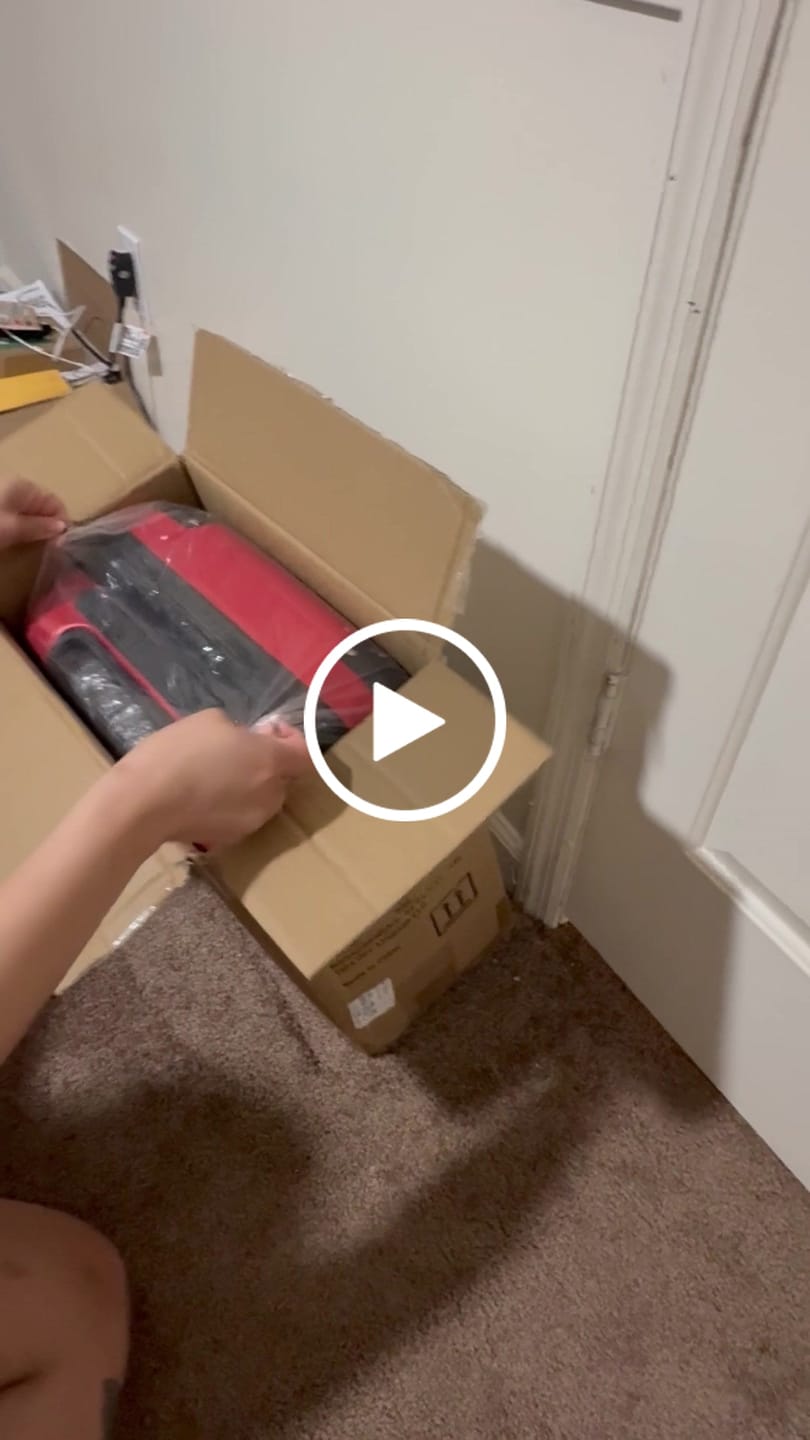 Customer video review of Personal Item Suitcase 2.0 - EXPANDABLE