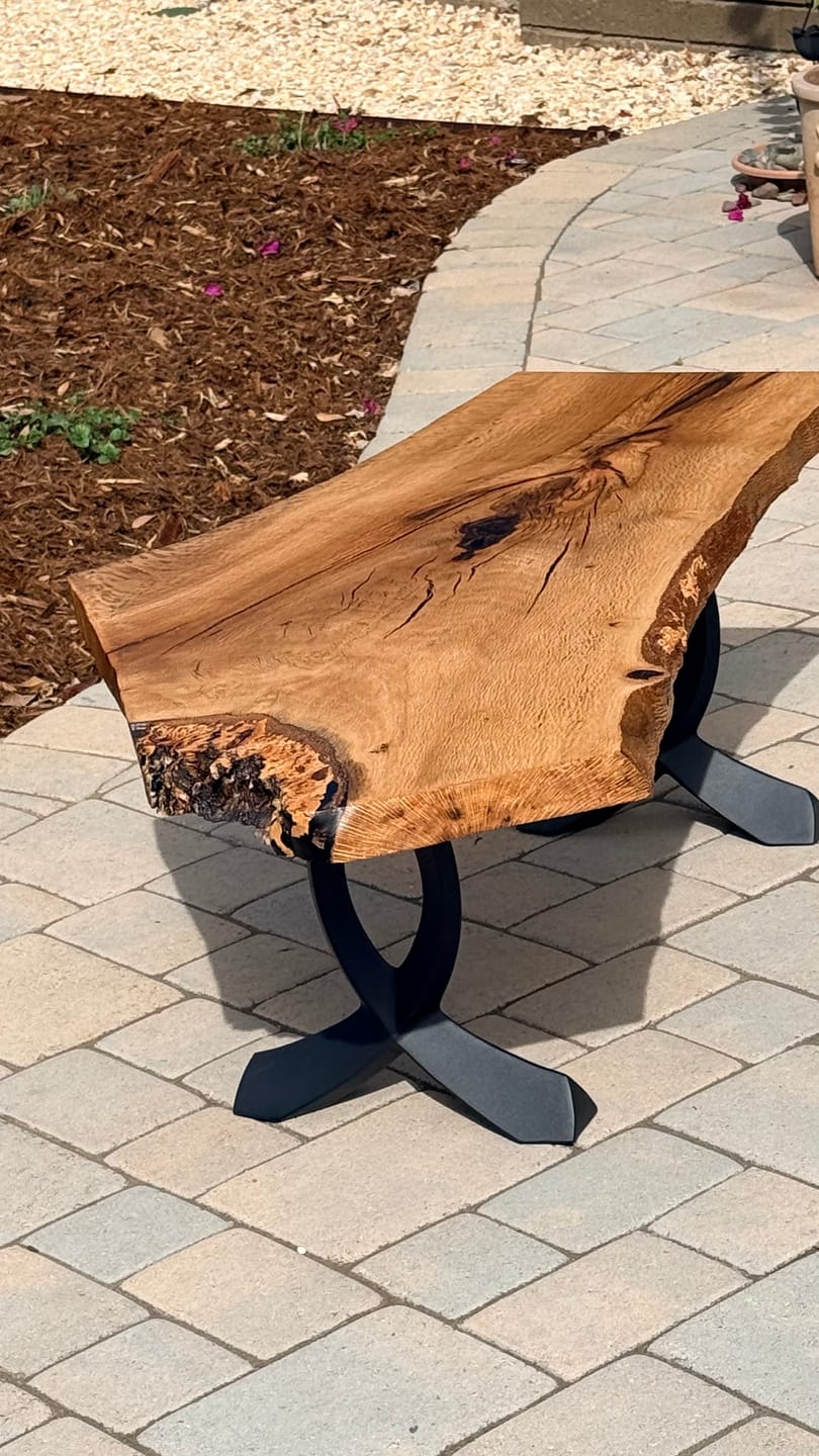 Customer photo review of Bench Legs 108/128 Curva 16" H Curved Metal Furniture Legs