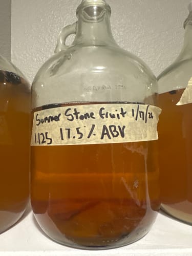 Customer photo review of Peach Honey Bliss: Sweet & Fruity Pure Honey Experience