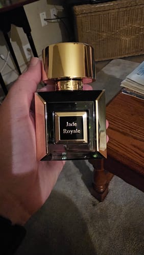 Customer photo review of Korbaj Jade Royale - Extrait de Parfum 100ml