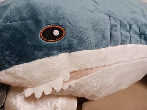 Customer photo review of Peluche Requin Douce – Coussin Animal pour Enfant