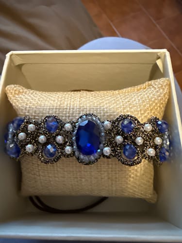 Customer photo review of Choker Iris