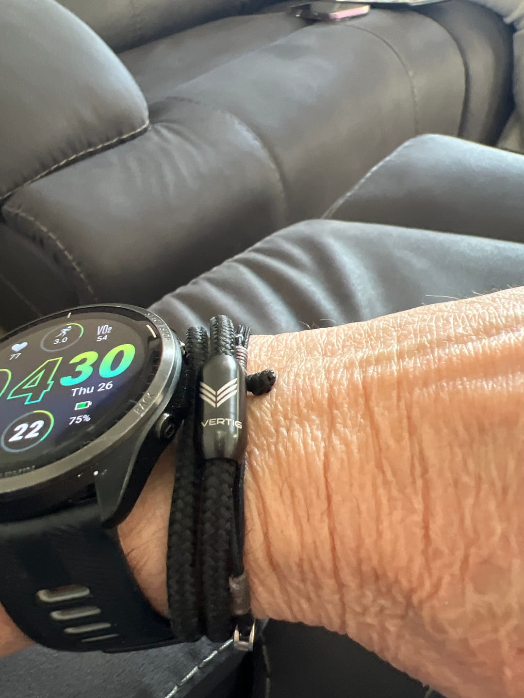 Customer photo review of Paracord Bracelet Magnetic Black