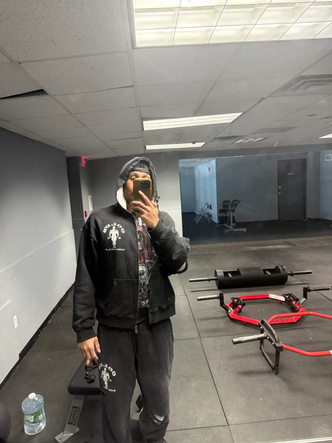 Customer photo review of 5167 - Gold's Iron Legacy Crest Hoodies