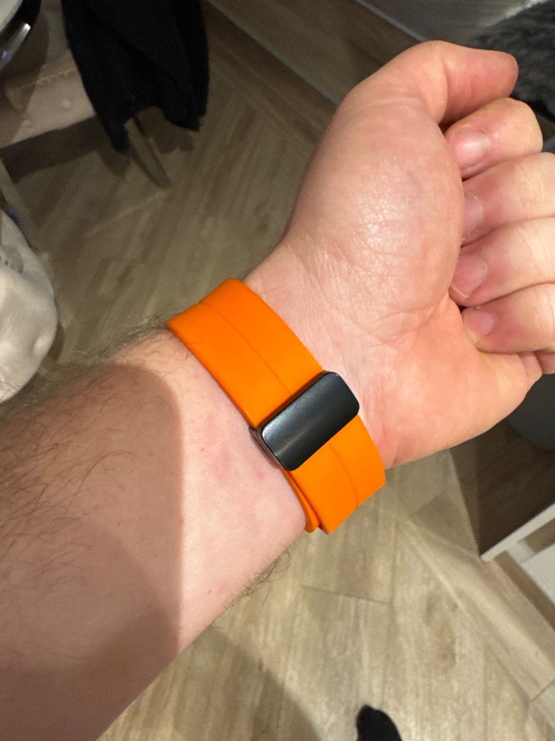Customer photo review of FlexiFit™ Magnetic Band for Apple Watch - BUY 1 GET 1 FREE!