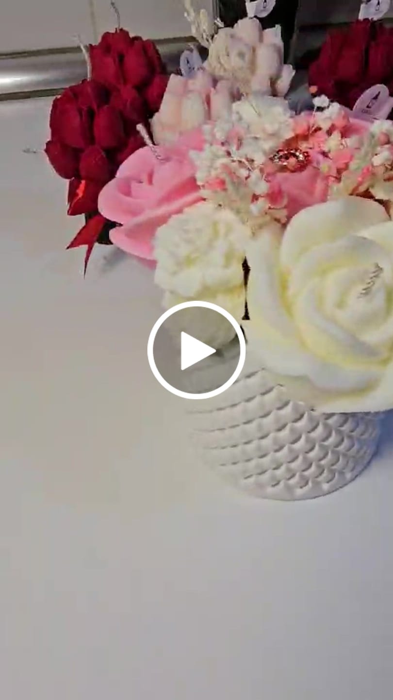 Customer video review of Fragancia ROSA